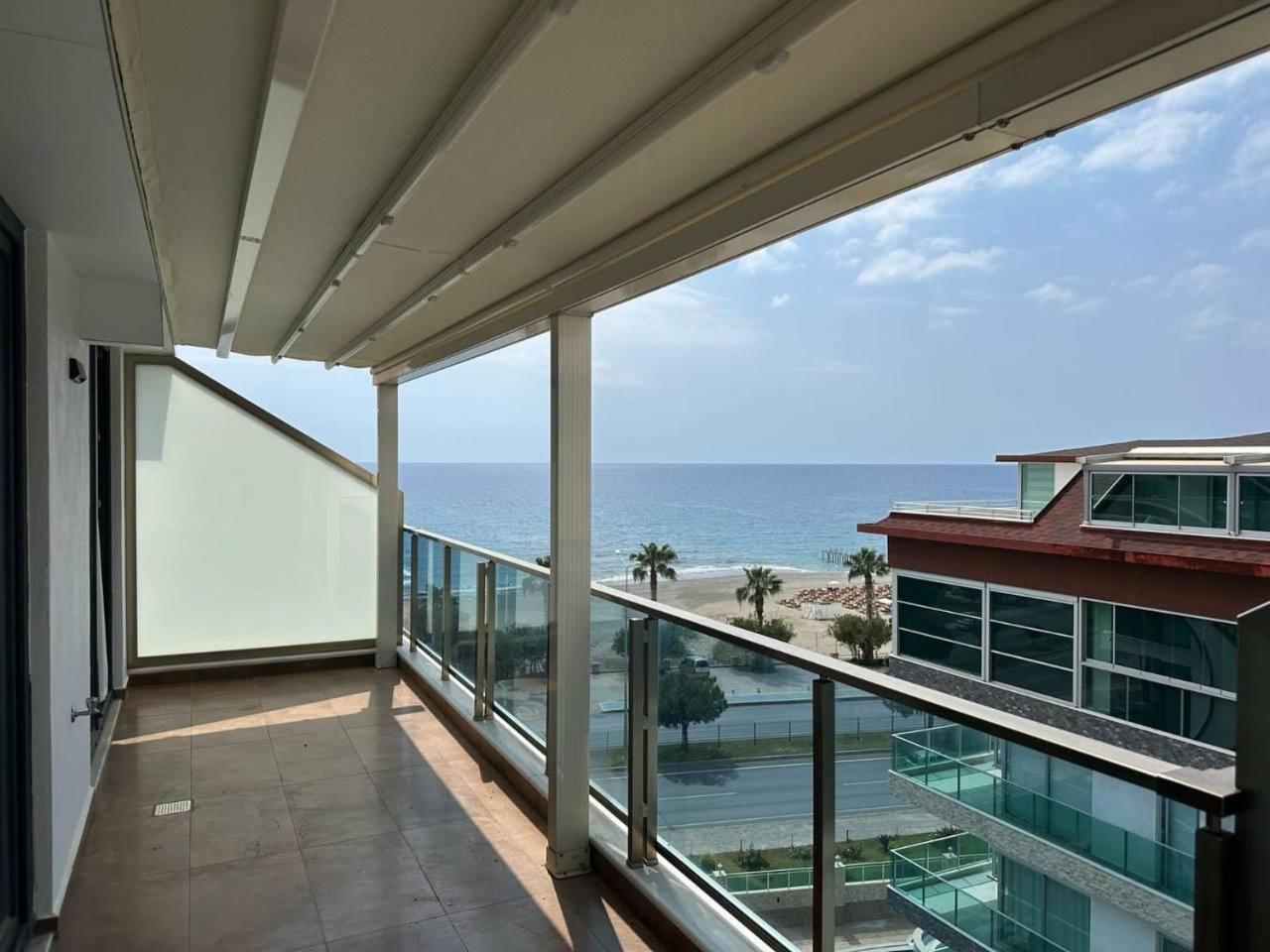 Sa Apartments! Beachfront With Sea View & Pool *