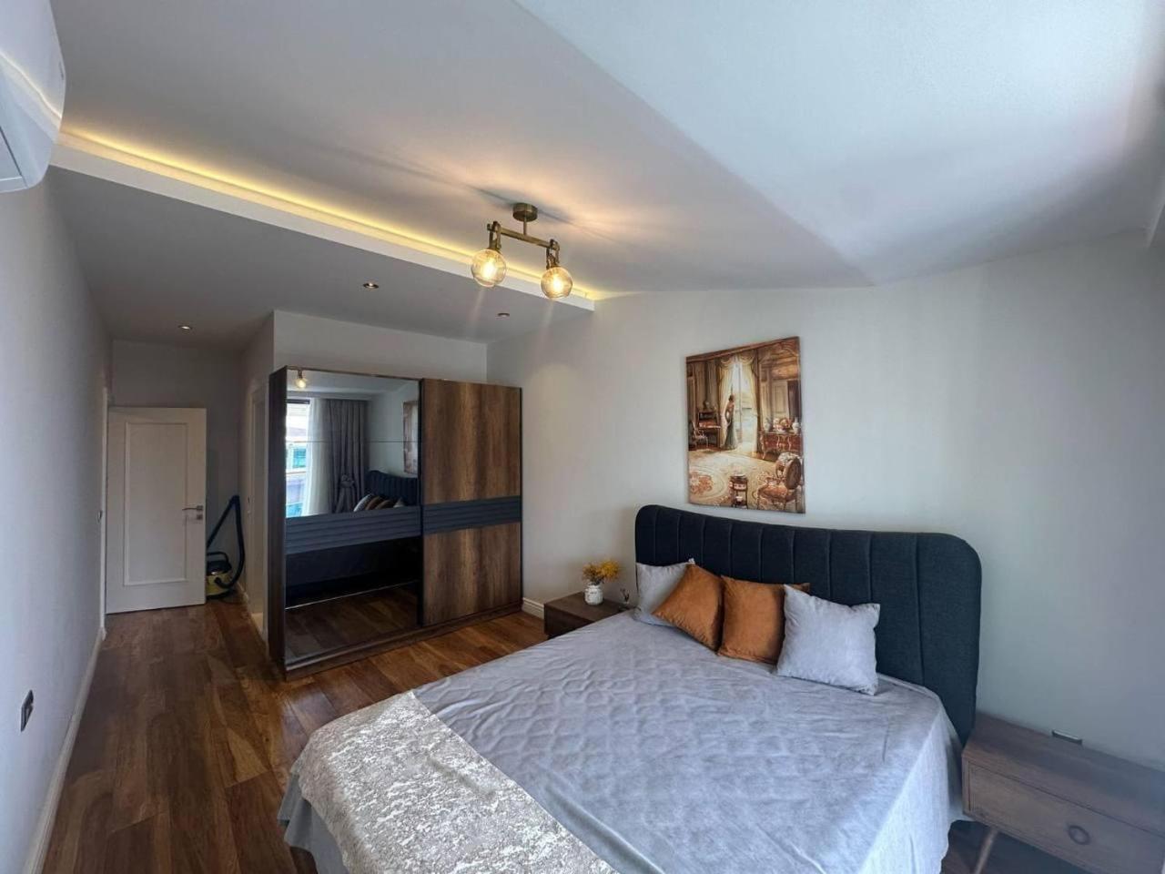 Sa Apartments! Beachfront With Sea View & Pool Apartment *
