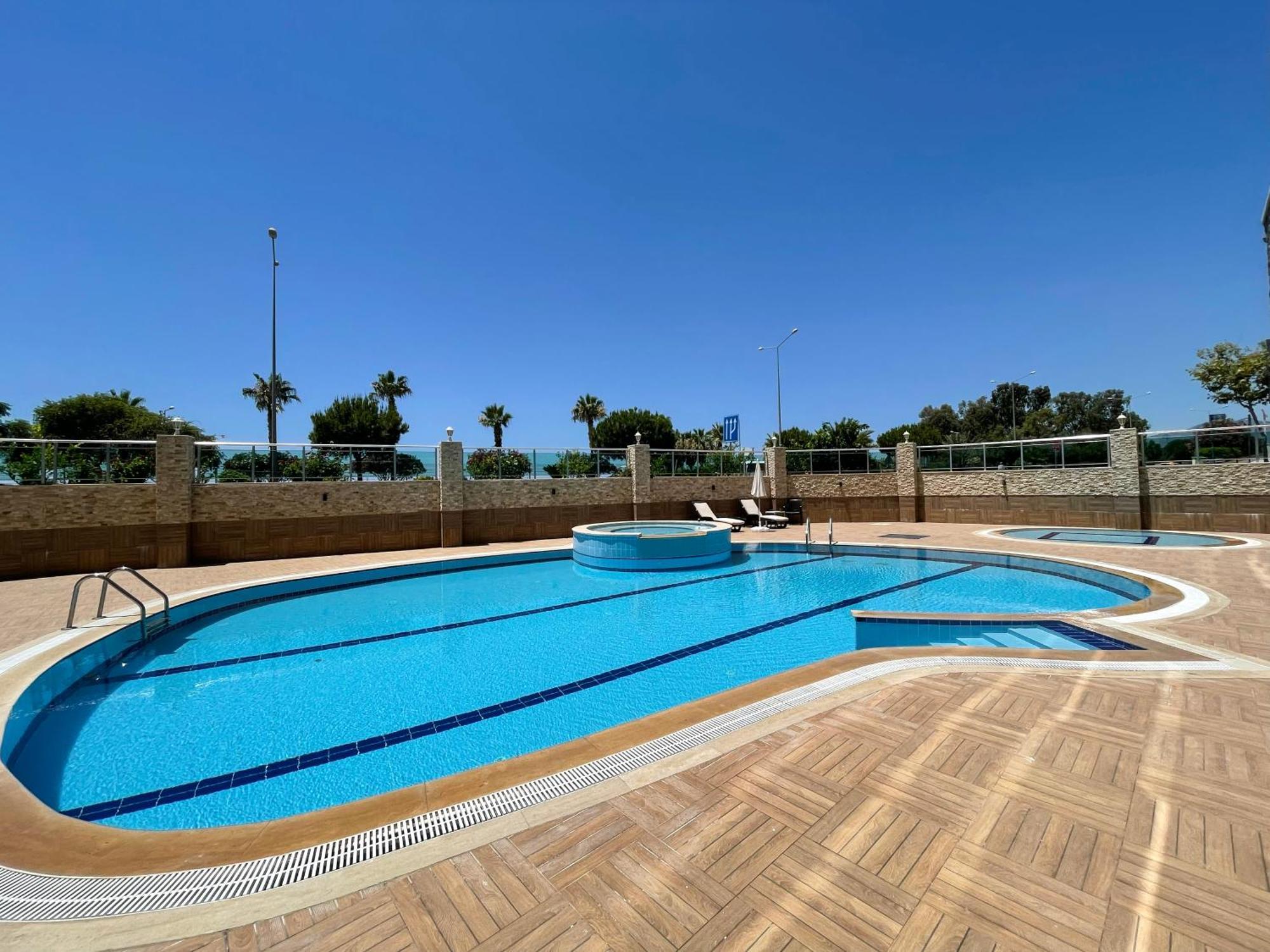 Apartment Sa Apartments! Beachfront With Sea View & Pool Alanya