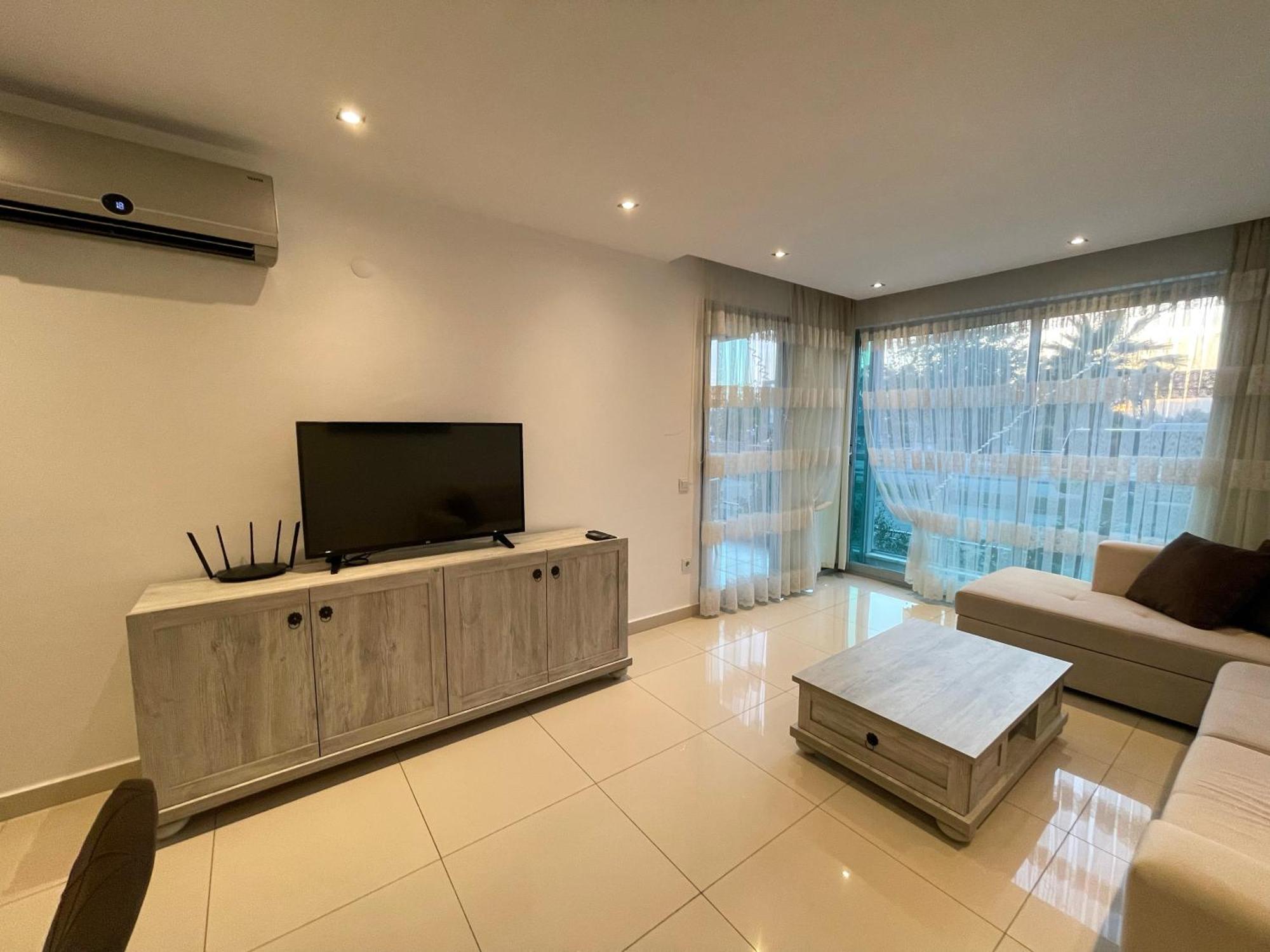 Sa Apartments! Beachfront With Sea View & Pool Alanya