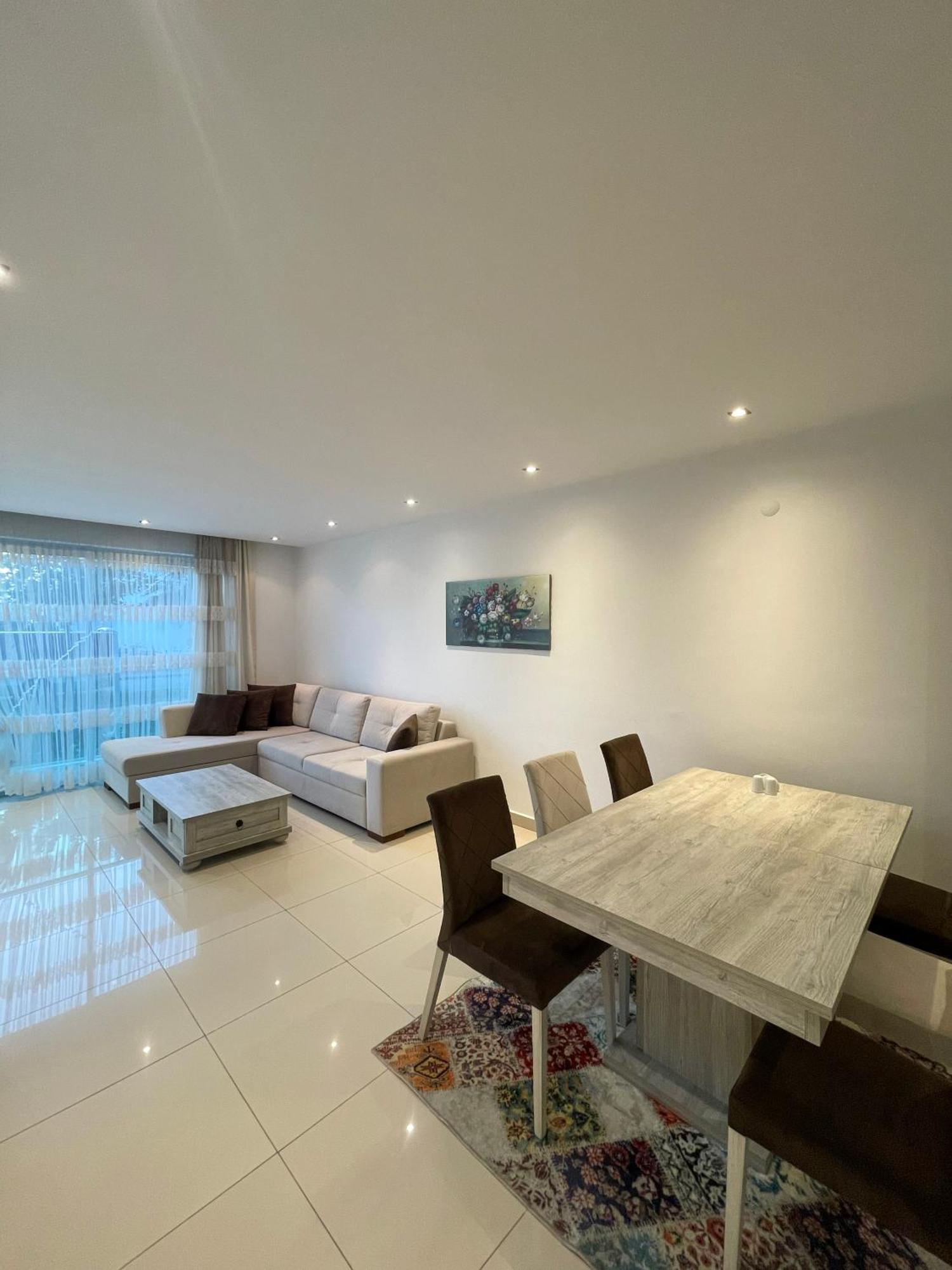 Sa Apartments! Beachfront With Sea View & Pool Apartment Alanya