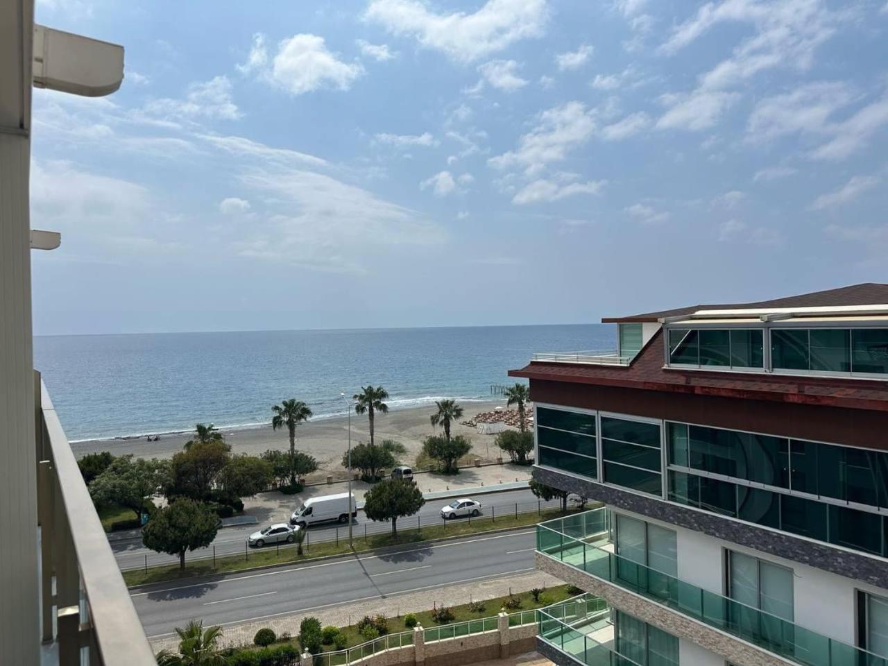 Apartment Sa Apartments! Beachfront With Sea View & Pool *