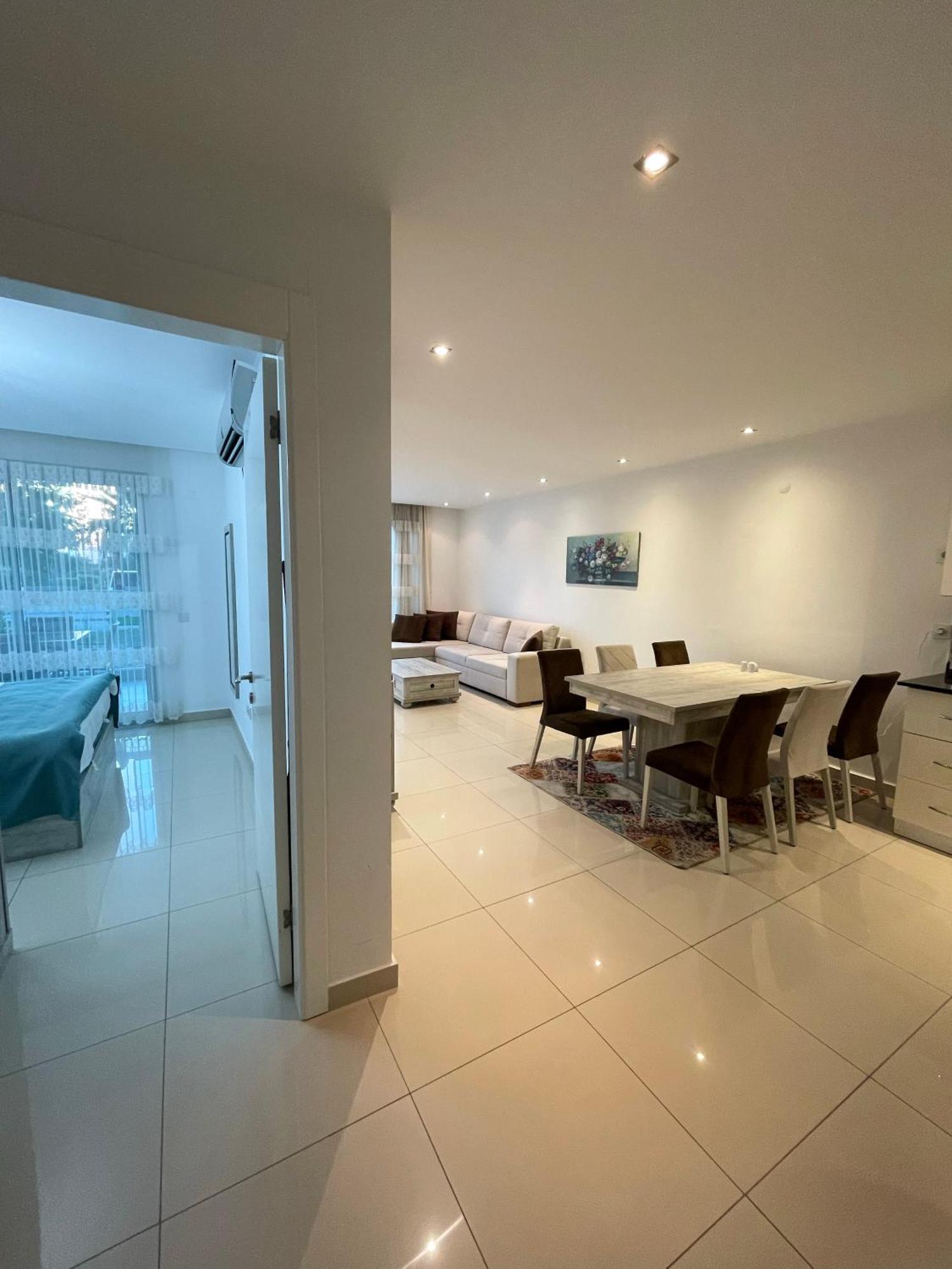 Sa Apartments! Beachfront With Sea View & Pool Apartment
